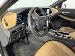 2023 Hyundai Sonata Limited — thumbnail 9