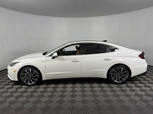 2023 Hyundai Sonata Limited — thumbnail 3