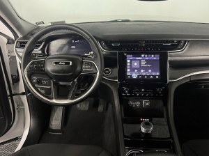 2023 Jeep Grand Cherokee Laredo — thumbnail 7