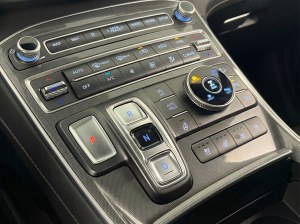 2023 Hyundai Santa Fe Calligraphy — thumbnail 9