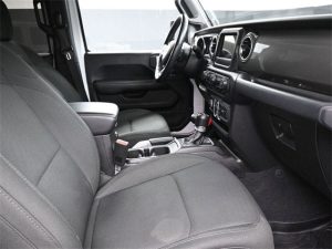 2018 Jeep Wrangler Unlimited Sahara — thumbnail 10