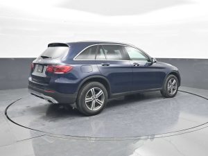 Used 2022 Mercedes-Benz GLC GLC 300 4MATIC SUV — thumbnail 7