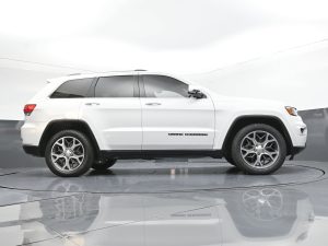 Used 2019 Jeep Grand Cherokee Limited SUV V-6 cyl — thumbnail 27